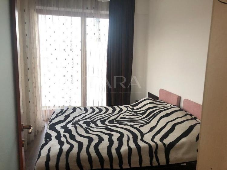 Apartament cu 3 camere decomandat, mobilat în Florești