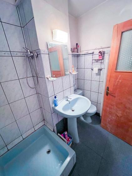 Apartament cu 4 camere decomandat în Ultracentral