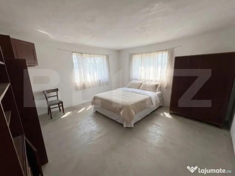 Casa spa?ioasa de vanzare in Santuhalm 160 mp util - 6