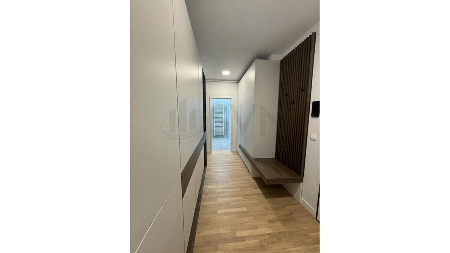 Apartament cu 2 camere semidecomandat, mobilat în Jiului