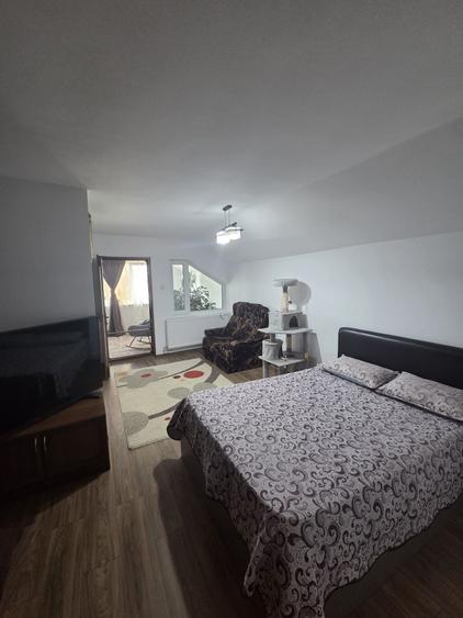 Casă cu 4 camere în Mihai Viteazu