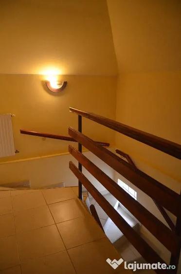 Apartament cu doua camere situat central in Busteni - 5