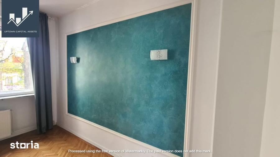 Casă cu 10 camere cu Teren 760 Mp în Grivița