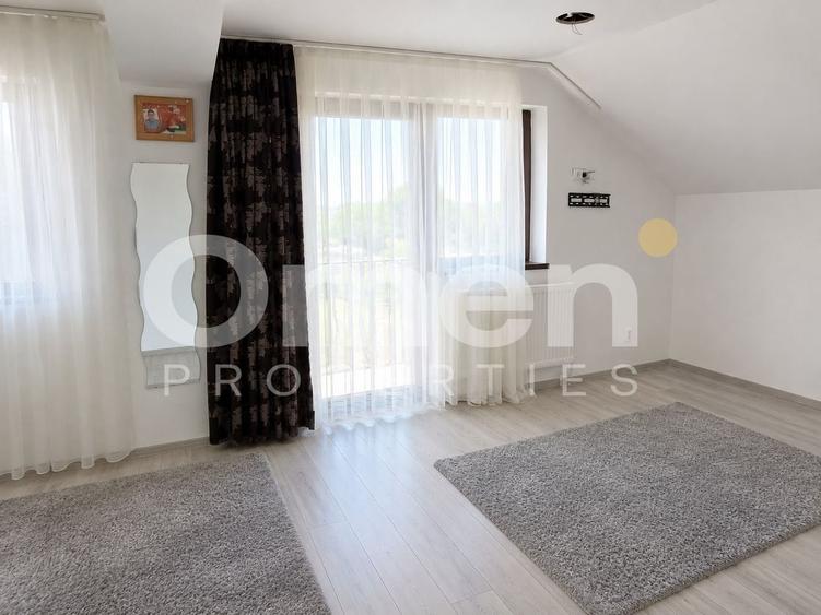 Casă cu 7 camere cu Piscina în Valea Borcutului