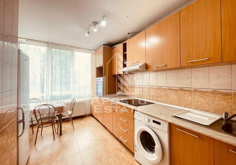 Apartament cu 2 camere decomandat, mobilat în UTA