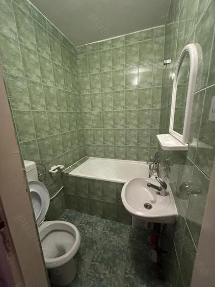 Garsonieră decomandată în Decebal