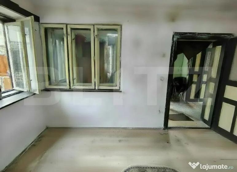 Casă cu 4 camere cu Teren 1360 Mp în Iris