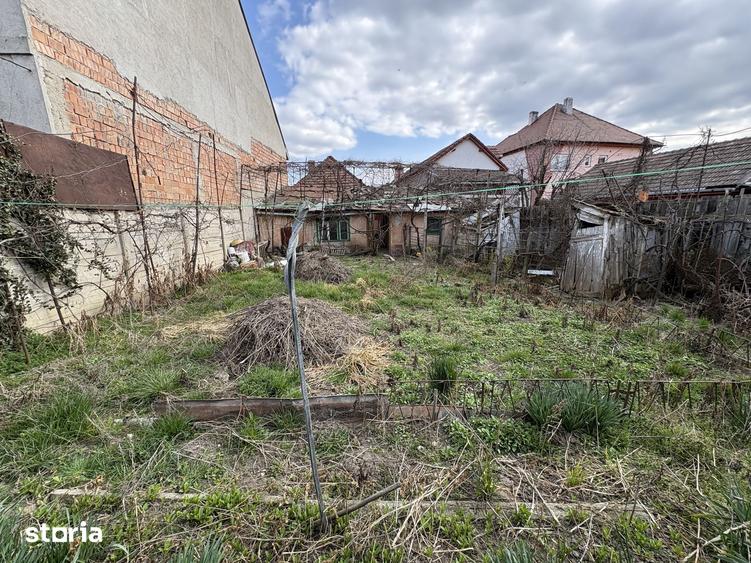 Casă cu 3 camere cu Teren 320 Mp în Lazaret