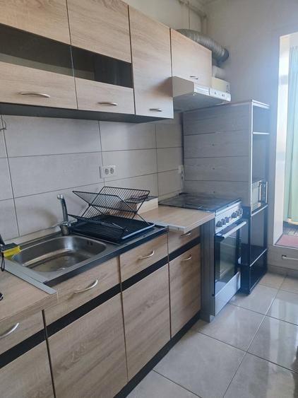 Apartament cu 2 camere decomandat în Fundeni