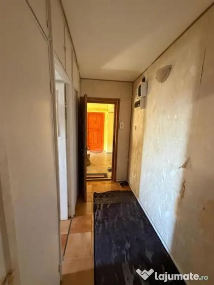 Apartament 3 camere semidecomandat, 67 mp, zona McDonalds - 1