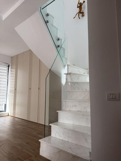 Apartament cu 2 camere decomandat în Drumul Taberei