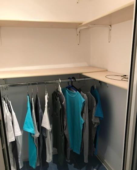 Apartament cu 3 camere semidecomandat, mobilat în Berceni