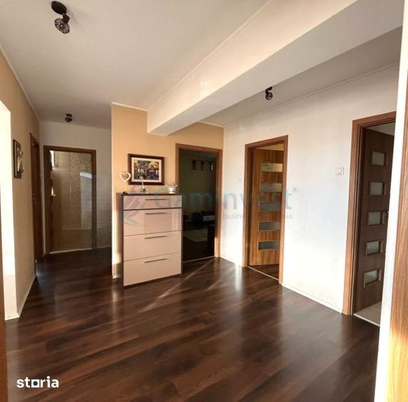 Apartament cu 4 camere în Central