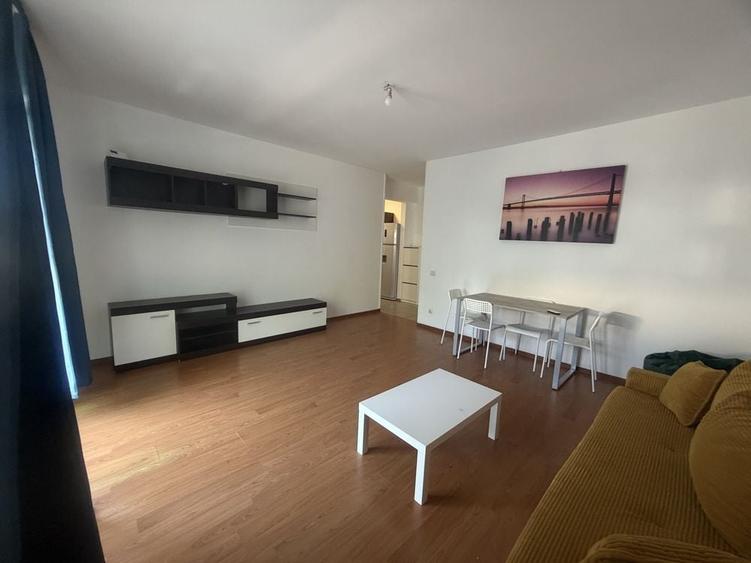 Apartament cu 3 camere în Băneasa