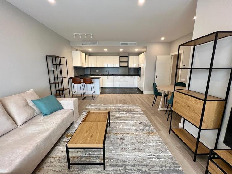 Apartament cu 2 camere decomandat în Pipera