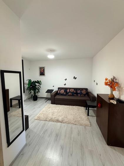 Inchiriez Apartament 2 camere - 42mp - Decomandat - 3