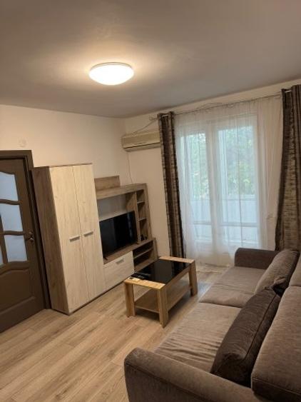 Apartament cu 2 camere semidecomandat, mobilat în Domenii