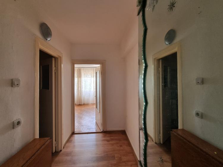 Apartament cu 2 camere decomandat în Ultracentral
