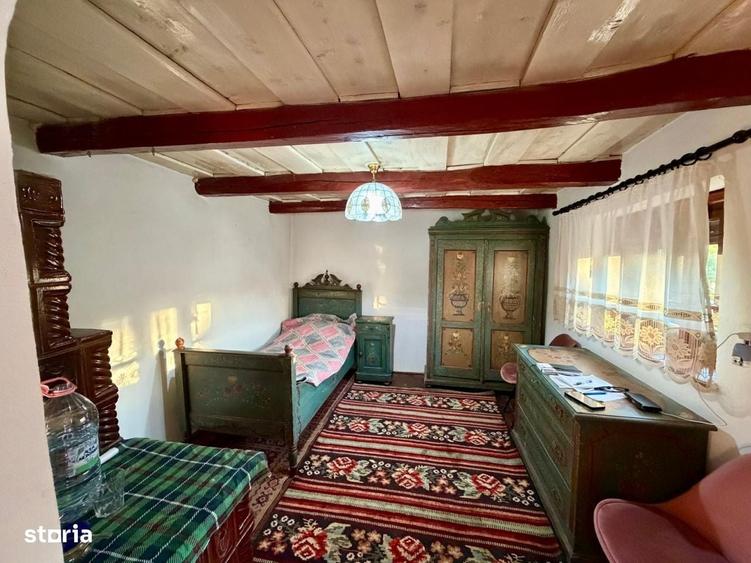 Casă cu 4 camere în Burzuc