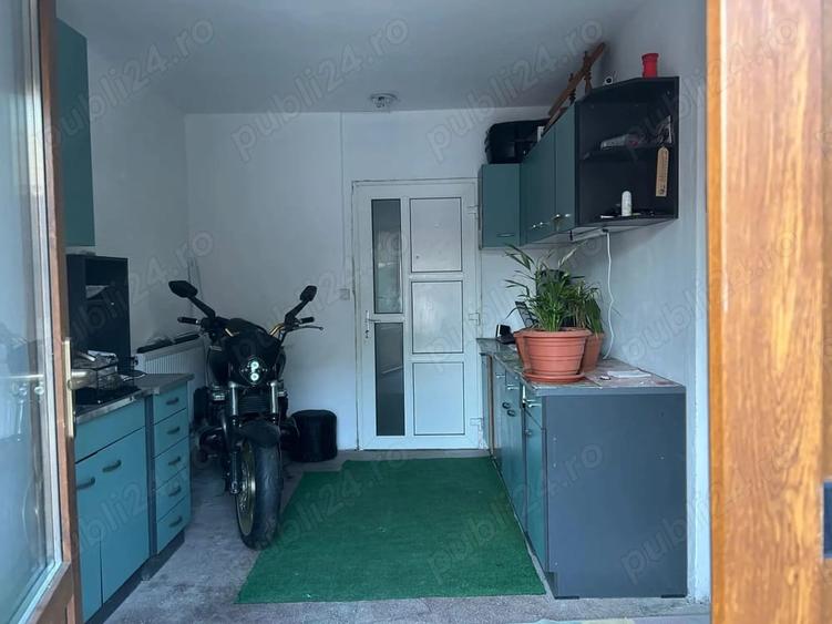 Casă cu 4 camere cu Teren 150 Mp în Central
