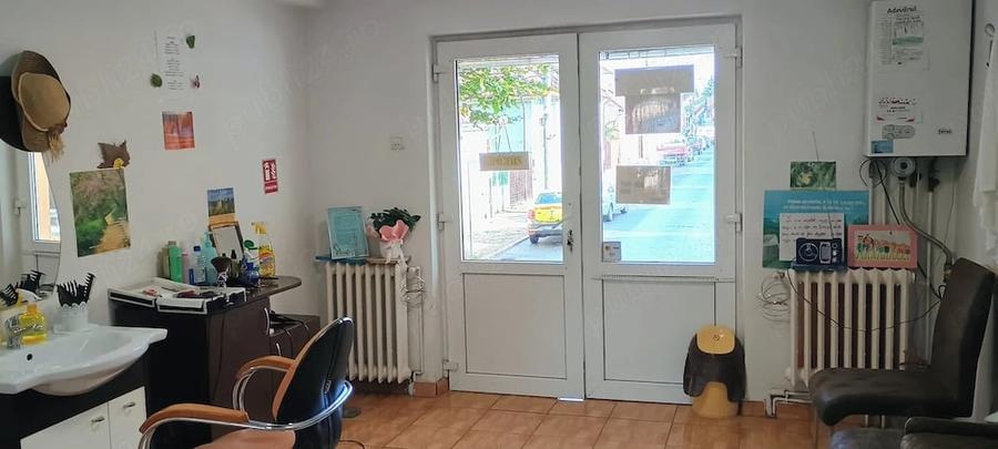 Spațiu comercial, de 18 mp, în Central