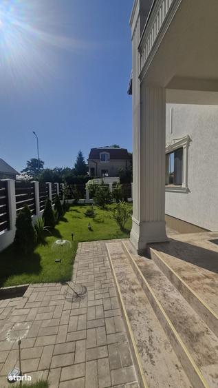Casă cu 5 camere cu Teren 400 Mp în Central