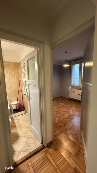 Apartament cu 3 camere în Vatra Luminoasă