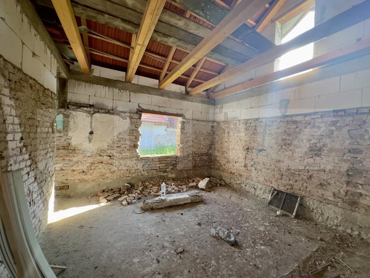 Casă individuală cu 3 camere cu Canalizare în Aiud