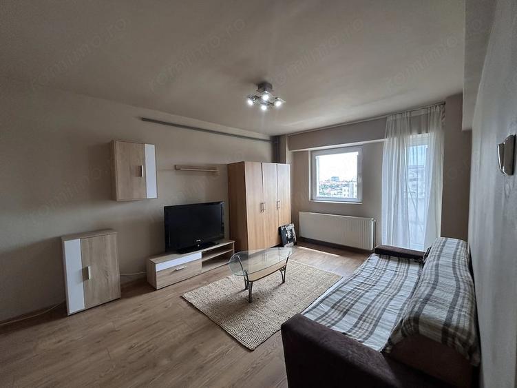 Apartament cu 2 camere decomandat în Intim
