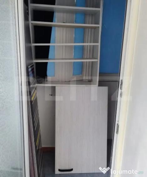 Apartament cu 4 camere semidecomandat în Central