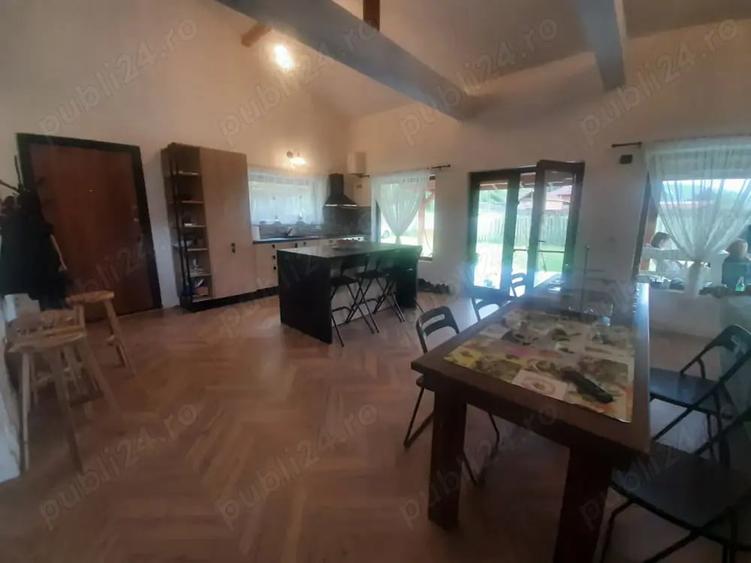 Casă cu 3 camere cu Teren 1285 Mp în Brezoi