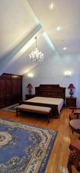 Casă cu 4 camere cu Teren 1000 Mp în Băneasa