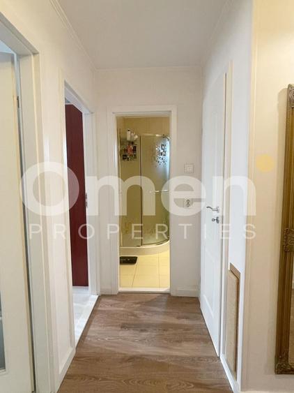 Apartament cu 3 camere decomandat, mobilat în Central