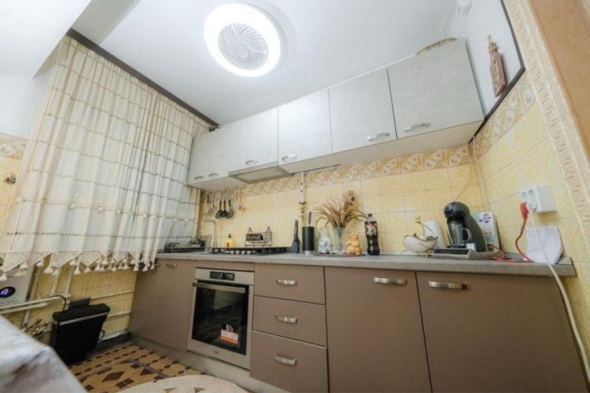 Apartament cu 3 camere circular, mobilat în Km 4-5
