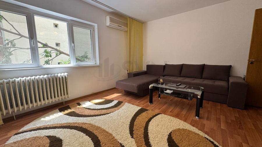 Apartament cu 3 camere decomandat, mobilat în Timpuri Noi