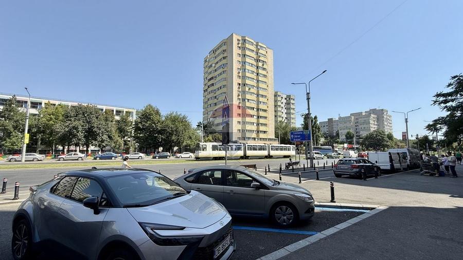 Spațiu comercial, de 150 mp, în Pantelimon
