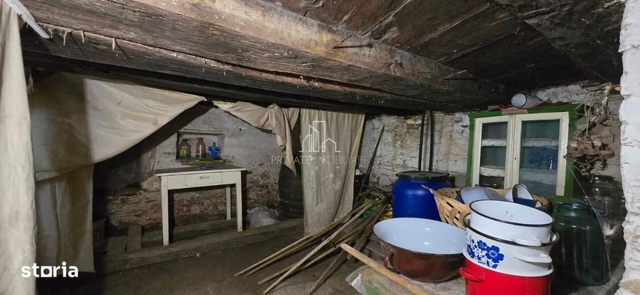 Casă cu 4 camere în Daia