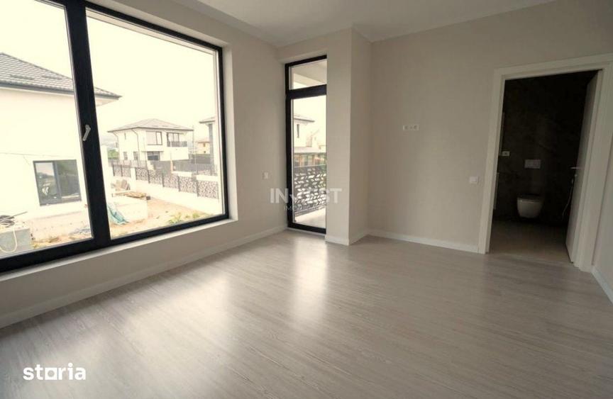Casă cu 4 camere cu Teren 500 Mp în Bârnova