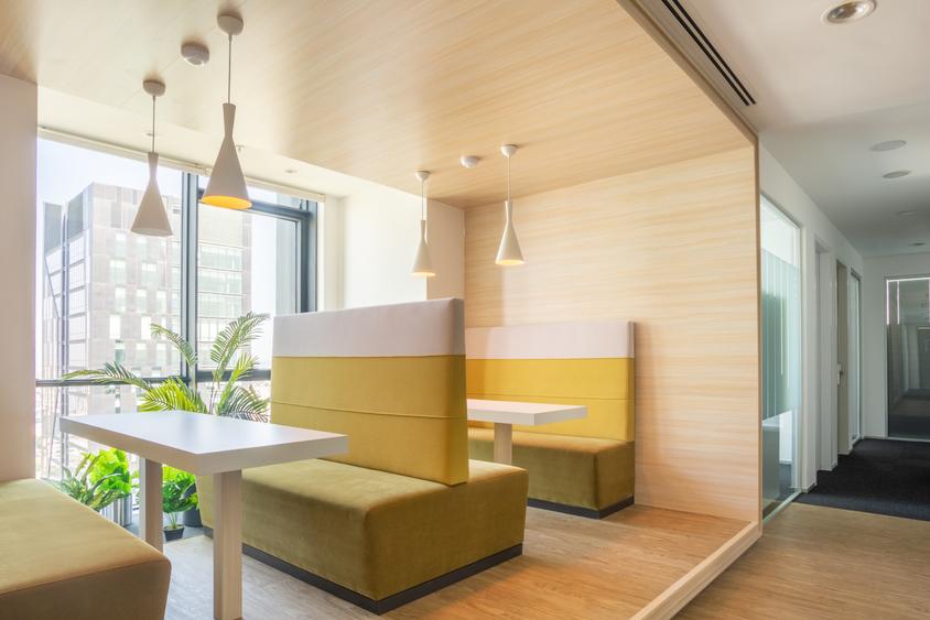 Spațiu de birou privat pentru 4 persoane în Regus Iride Business Centre - 4