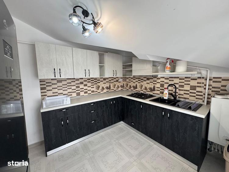 Apartament cu 3 camere, mobilat în Central
