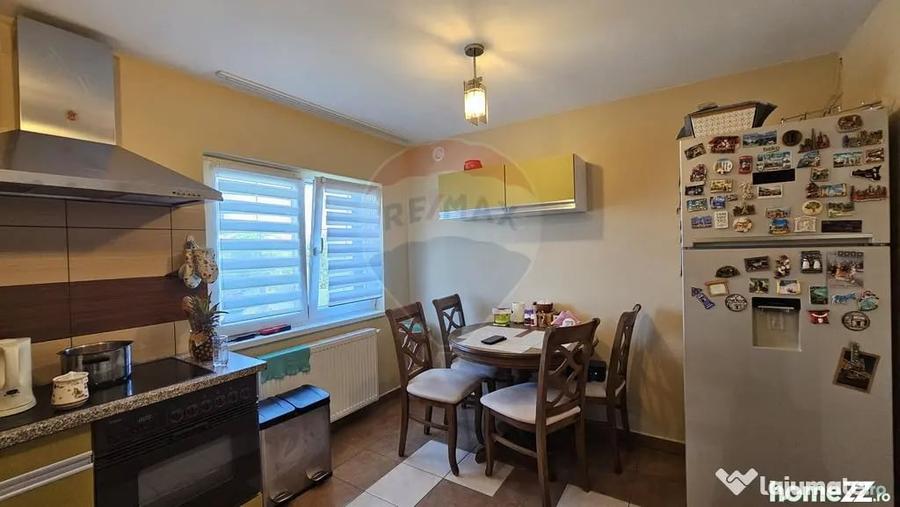 Casă cu 6 camere cu Teren 3614 Mp în Liteni (Moara)