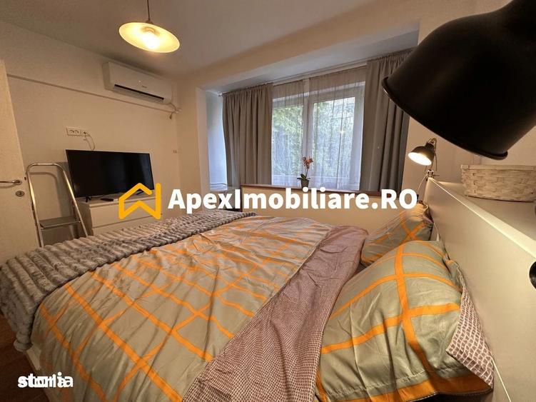 Apartament cu 2 camere decomandat în Universitate