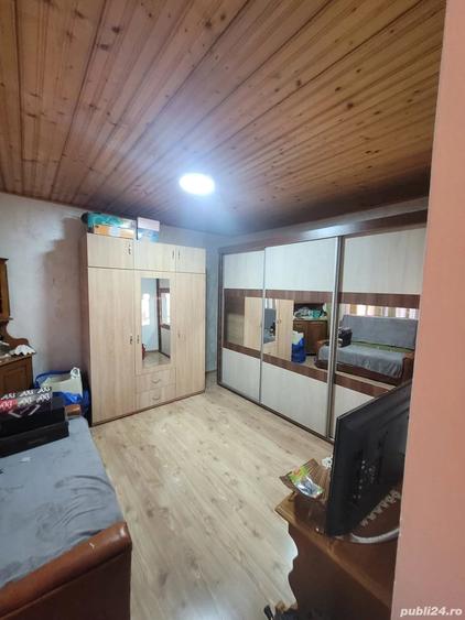 Casă cu 3 camere în Central