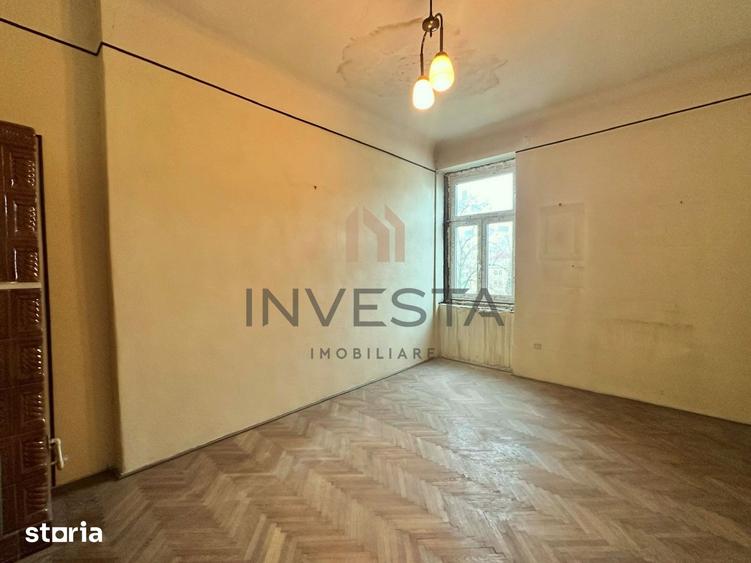 Apartament cu 3 camere decomandat în Central