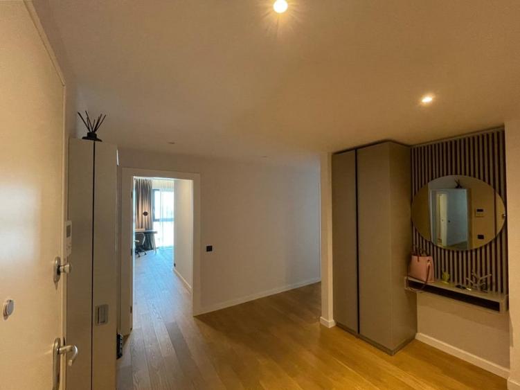 Apartament cu 3 camere, mobilat în Herăstrău