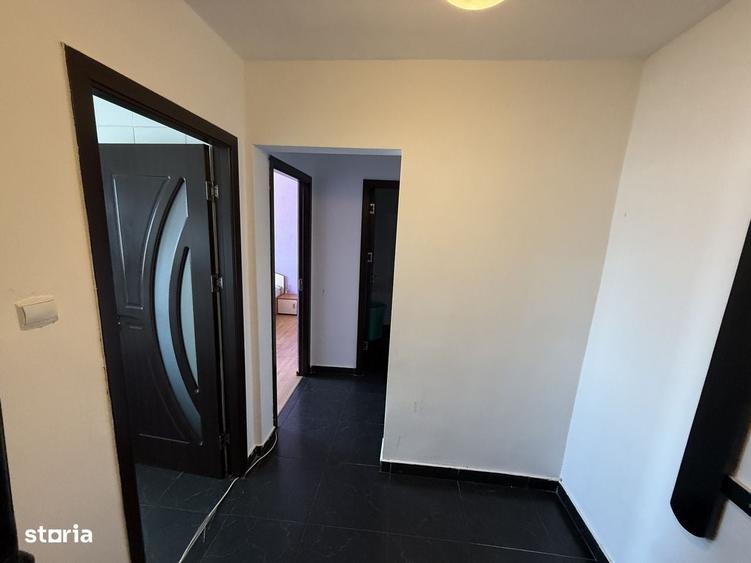 Apartament cu 2 camere decomandat în Casa de Cultură