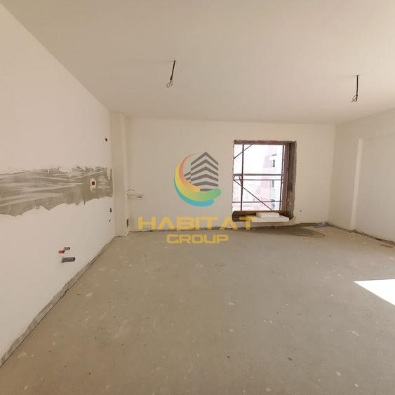 Apartament cu 3 camere decomandat în Metalurgiei