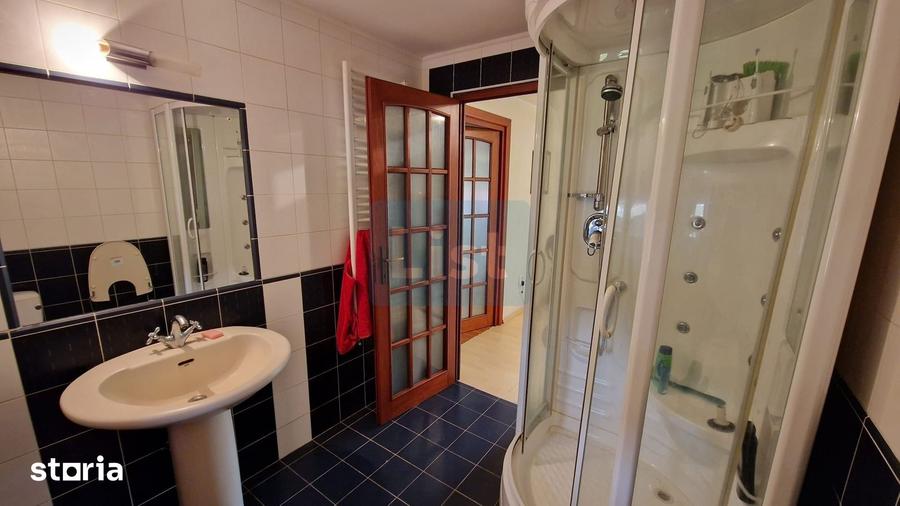 Casă cu 3 camere cu Teren 2000 Mp în Firiza