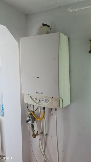 Casă cu 2 camere în Central