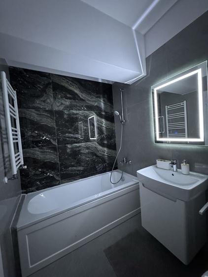 Apartament cu 2 camere semidecomandat în Exterior Vest
